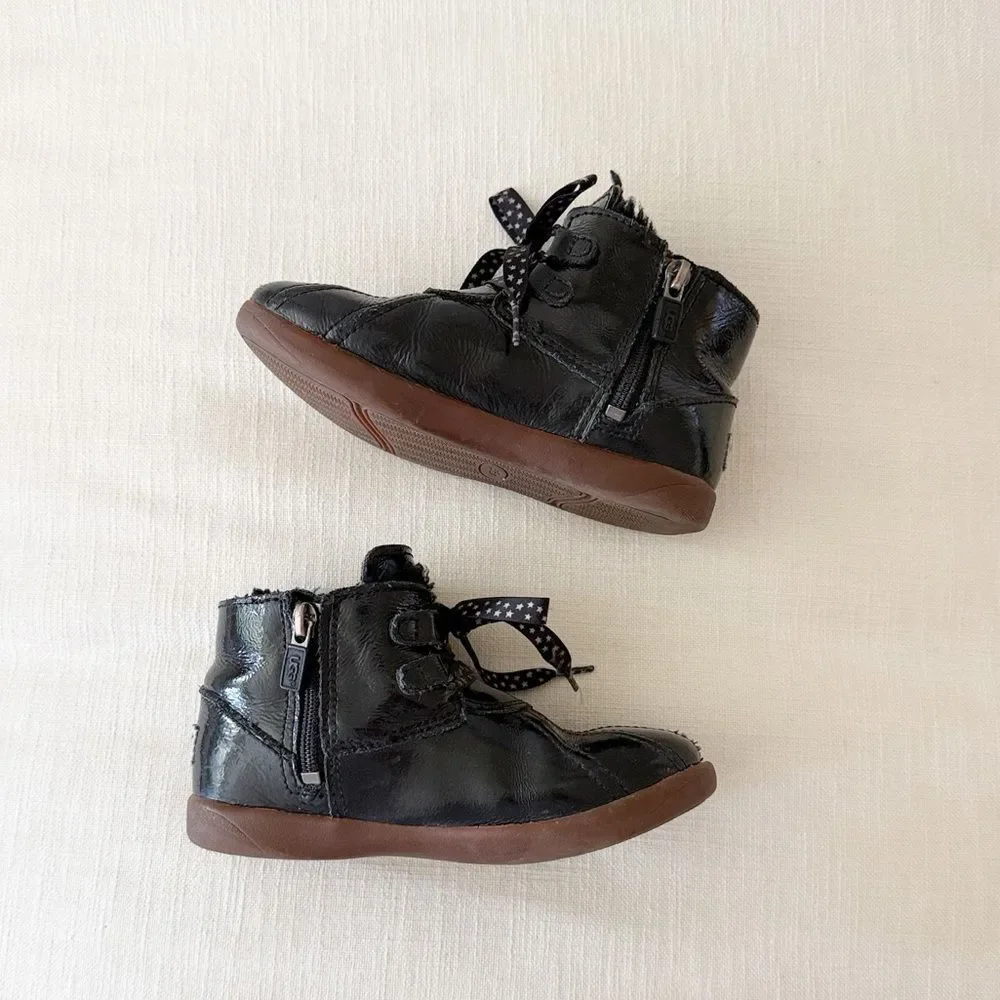 UGG Kids Size 11 Black Patent Duck Boots Star Laces Side Zipper Lynde